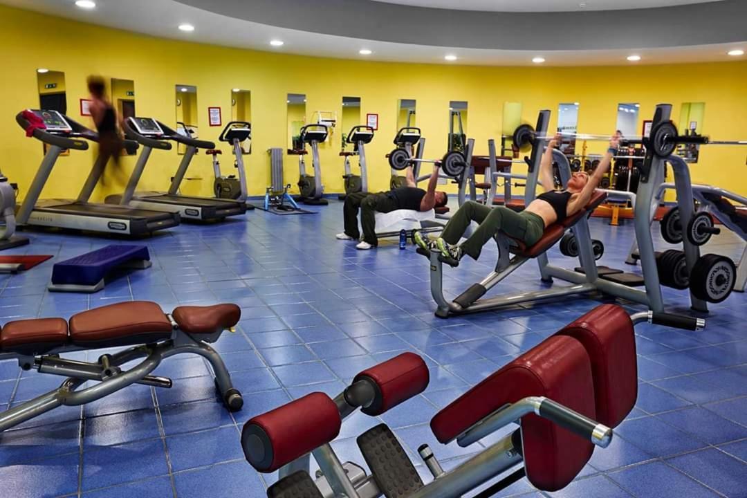 46 Vale C'E' Al Villaggio Olimpico Di เซสตรีเอ ภายนอก รูปภาพ